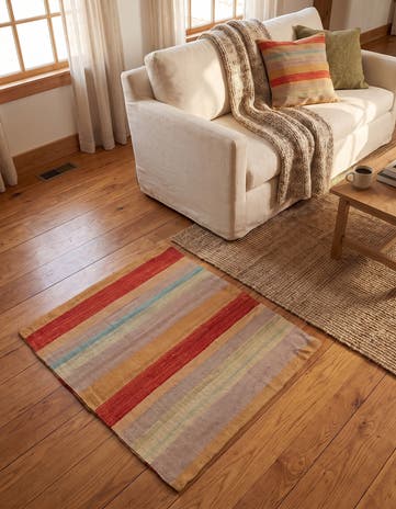 2' 4 x 2' 5 Hand Woven Pillow Wool Square Rug