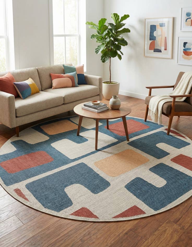 Detail image of 7' 10 x 7' 10 Easy-Clean Baja Indoor / Outdoor Round Rug