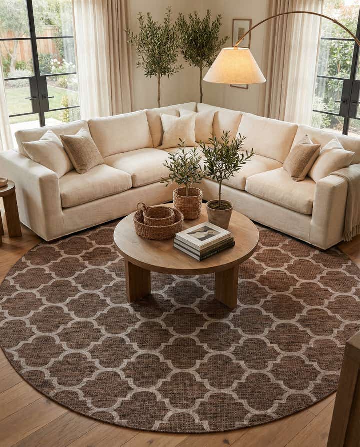 10' 8 x 10' 8 Easy-Clean Lattice Indoor / Outdoor Round Rug