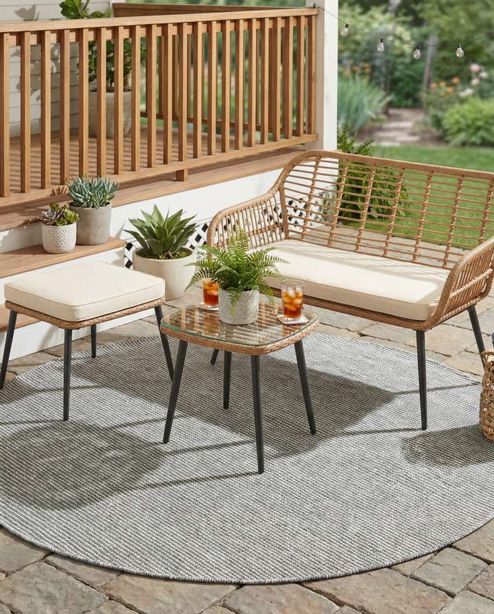 5' 1 x 5' 1 Easy-Clean Jill Zarin Palm Springs Indoor / Outdoor Round Rug