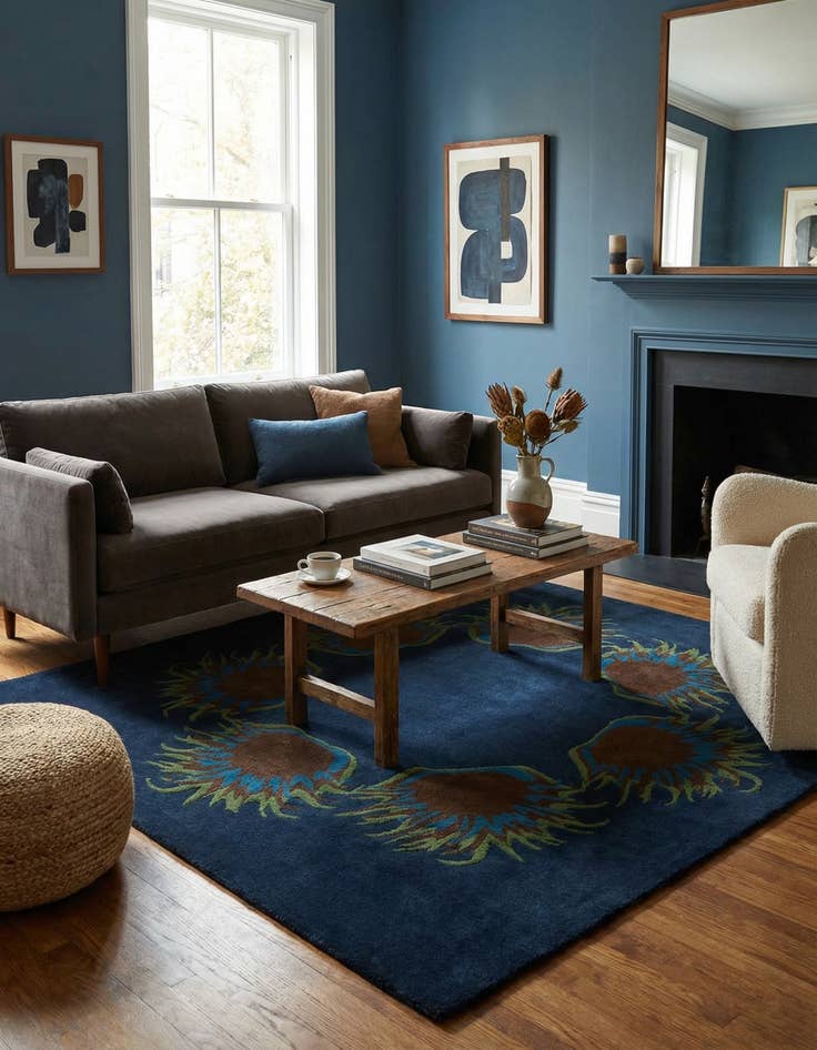 Detail image of 7' 6 x 7' 6 Luna Square Rug