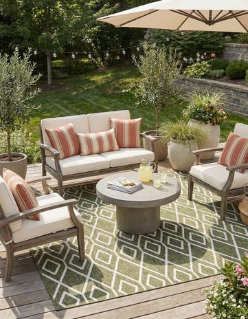 6' x 9' Easy-Clean Jill Zarin Turks and Caicos Indoor / Outdoor Rug