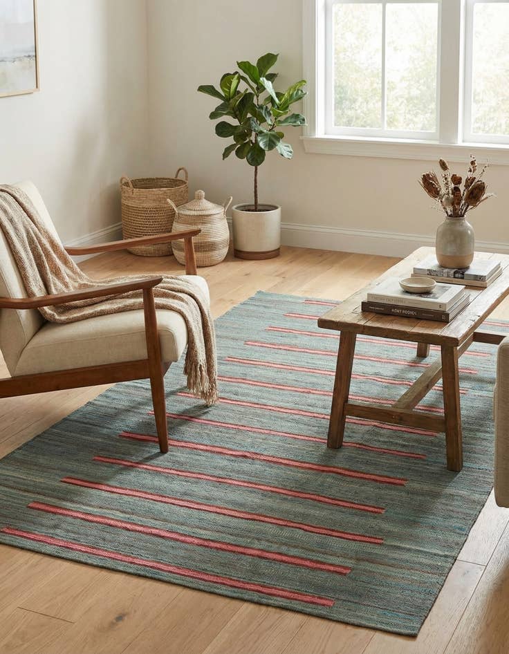 Detail image of 4' 2 x 6'  Hand Woven Kilim Modern Wool Rug