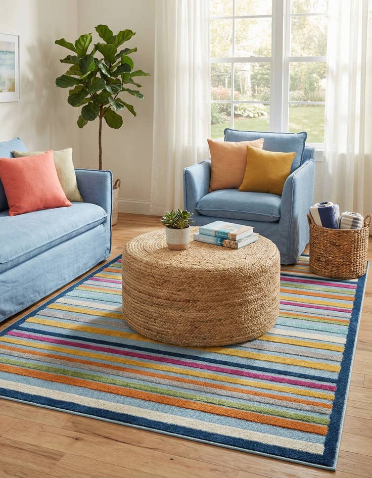 Detail image of 5' 3 x 5' 3  Washable Aruba Indoor / Outdoor Square Rug