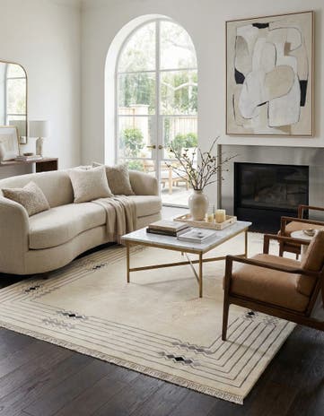 6' 10 x 9' 6 Hand Knotted Darya Wool Rug