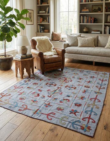5' 5 x 6' 6 Hand Woven Kilim Suzani Wool Rug