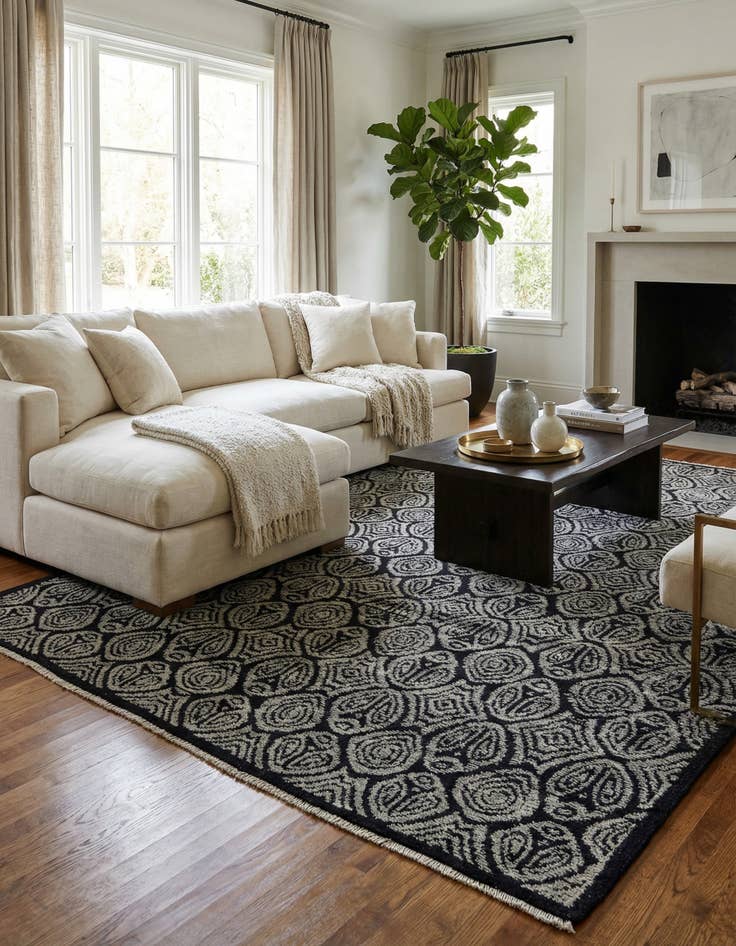 Detail image of 8' 2 x 10' 7 Hand Knotted Darya Wool Rug