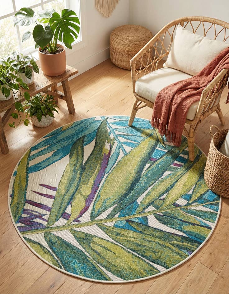 Detail image of  3' x 3'  Washable Botanical Indoor / Outdoor Round Rug