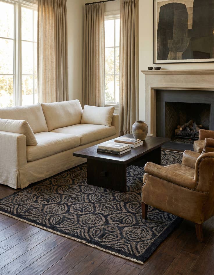 Detail image of 5' 8 x 10' 2  Hand Knotted Darya Wool Rug