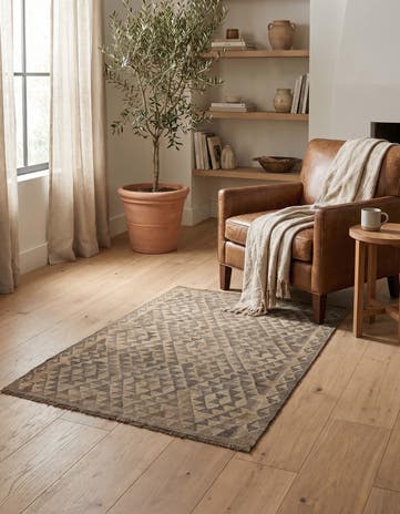 3' 5 x 4' 10 Hand Woven Kilim Maymana Wool Rug