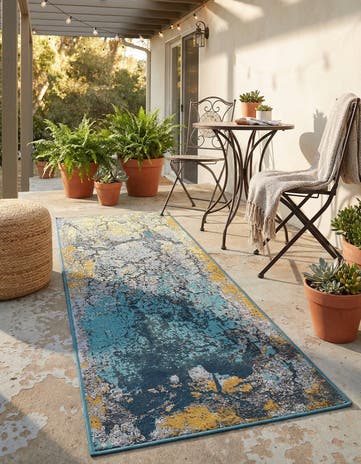 2' x 5' Easy-Clean Modern Indoor / Outdoor Runner Rug