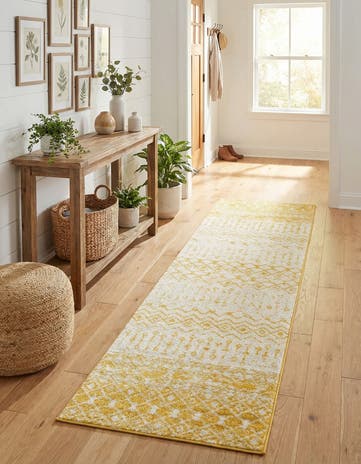 2' 7 x 10' Moroccan Trellis Runner Rug