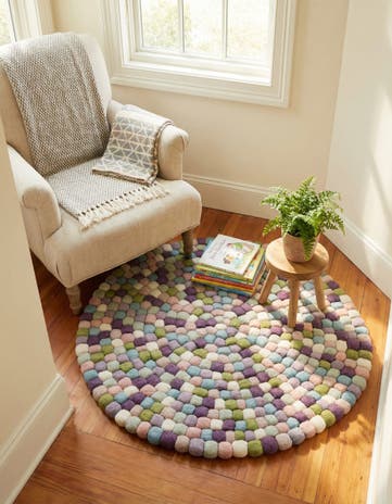 3' 1 x 3' 1 Felt Ball Wool Round Rug