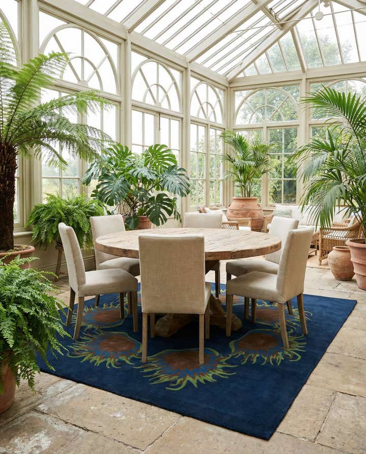 7' 6 x 7' 7 Luna Square Rug