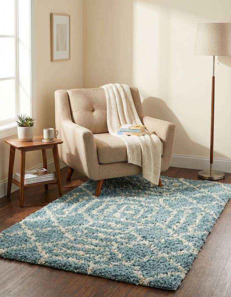 Detail image of 2' x 3' Moroccan Trellis Shag Rug