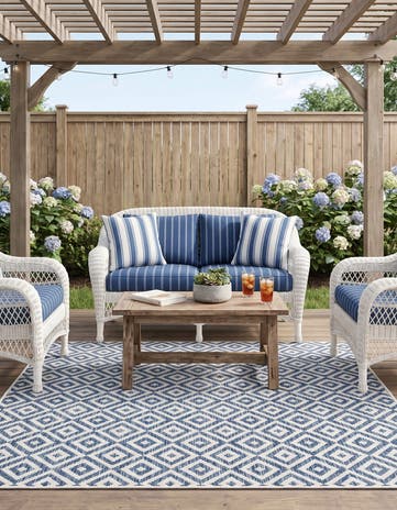 5' 3 x 8' Easy-Clean Jill Zarin Costa Rica Indoor / Outdoor Rug