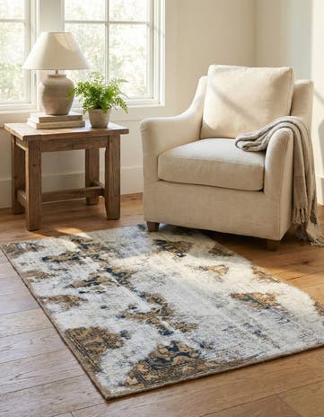 2' 10 x 4' Hand Knotted Ultra Vintage Persian Wool Rug