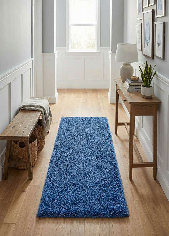 2' 6 x 5' 6 Solid Shag Runner Rug