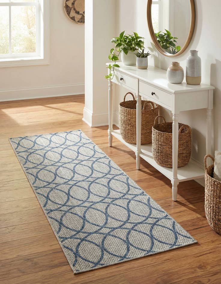 Detail image of 2' x 6'  Washable Trellis Indoor / Outdoor Runner Rug