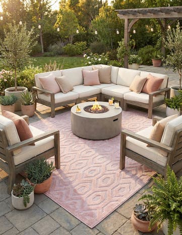 7' 10 x 10' Easy-Clean Trellis Textured Indoor / Outdoor Rug