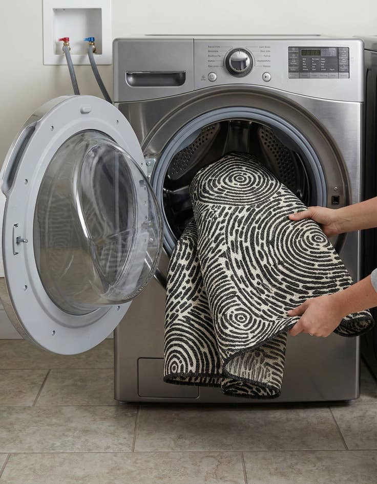 Detail image of 2' 7 x 12'  Washable Modern Indoor / Outdoor Runner Rug