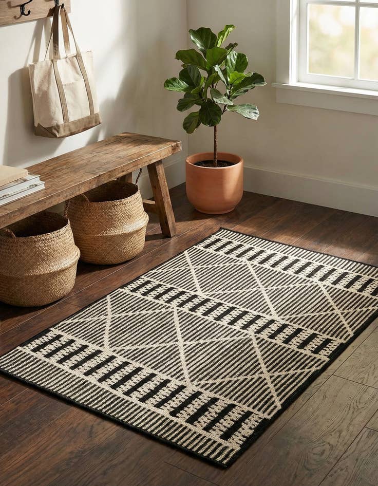 Detail image of  2' x 3'  Washable Lattice Indoor / Outdoor Rug