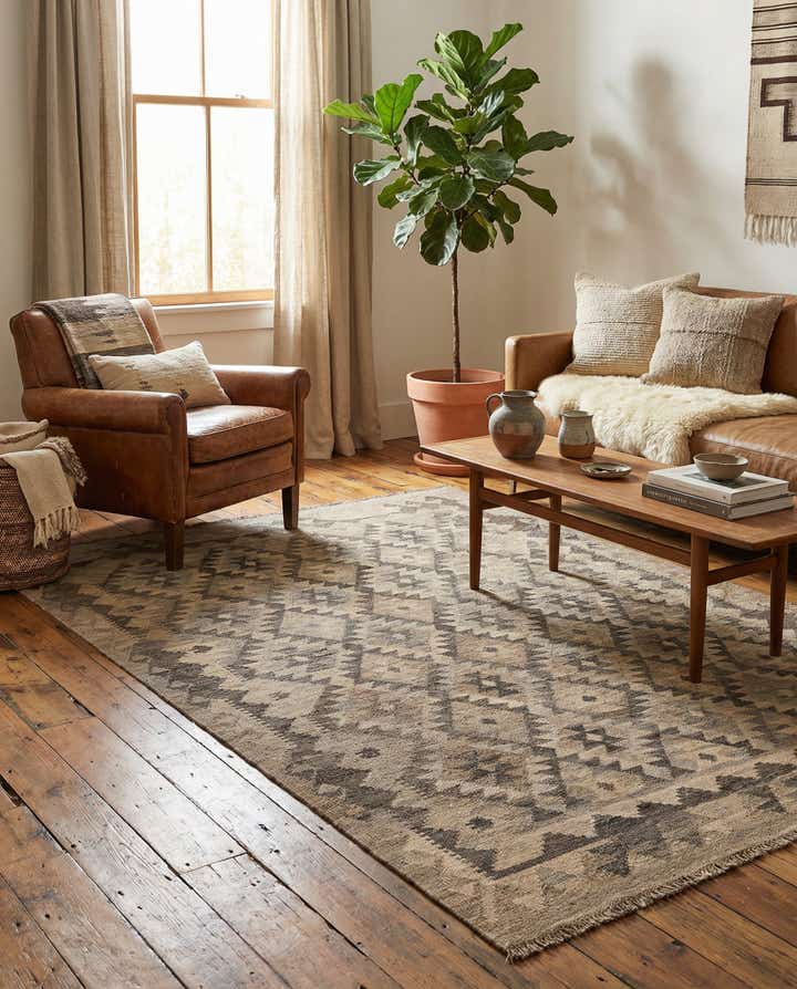 4' 11 x 6' 7 Hand Woven Kilim Maymana Wool Rug