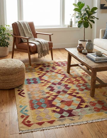 2' 7 x 4' 2 Hand Woven Kilim Maymana Wool Rug