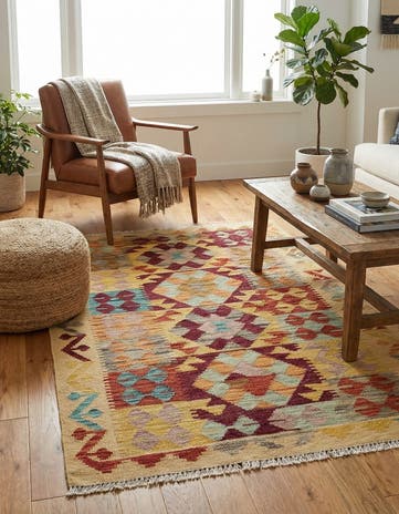 2' 7 x 4' 2 Hand Woven Kilim Maymana Wool Rug