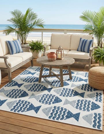 7' 10 x 7' 10 Easy-Clean Coastal Indoor / Outdoor Square Rug