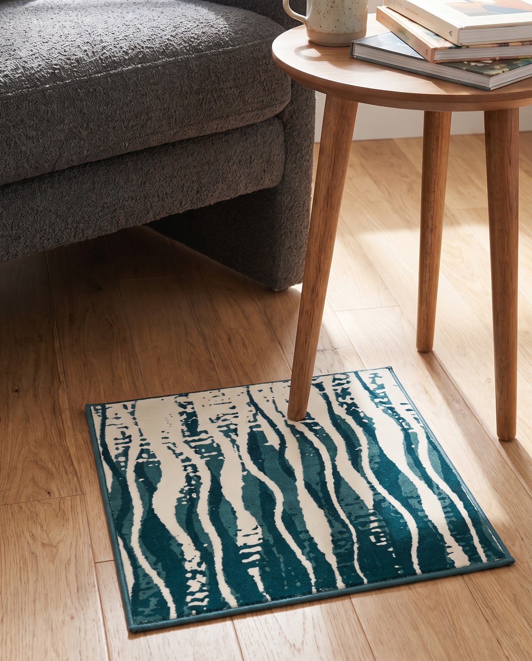 1' 4 x 1' 4 Vince Camuto Sample Rug