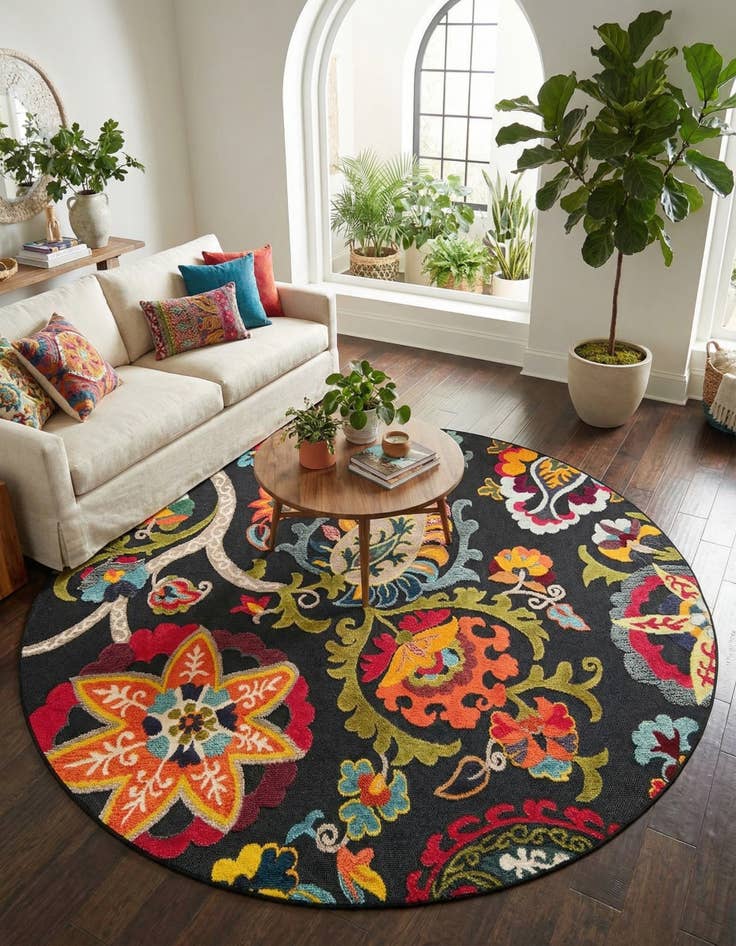 Detail image of 7' 10 x 7' 10 Easy-Clean Casablanca Indoor / Outdoor Round Rug