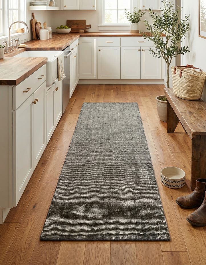 2' x 8' Hand Woven Jill Zarin English Mano...