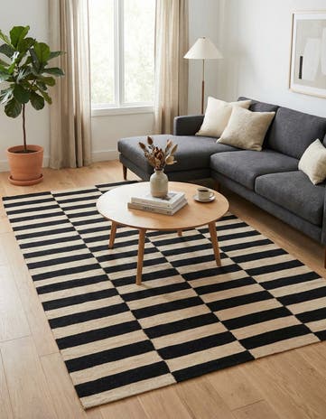 4' 1 x 5' 11 Hand Woven Kilim Modern Wool Rug
