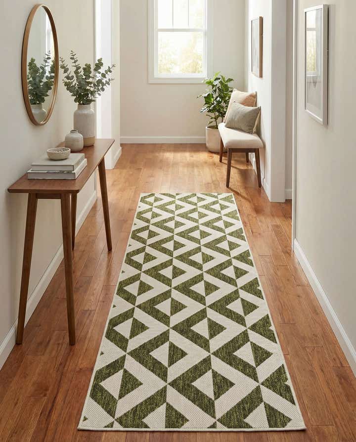 2' x 8' Easy-Clean Jill Zarin Napa Indoor / Outdoor Runner Rug