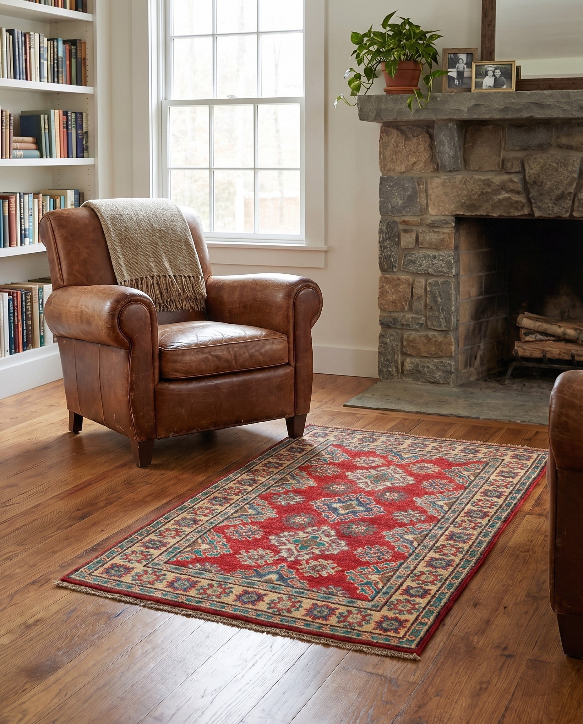 2' 8 x 4' Hand Knotted Kazak Rug