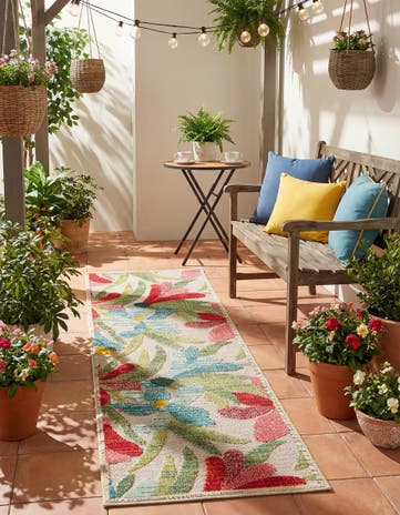 2' x 6' Easy-Clean Casablanca Indoor / Outdoor Runner Rug