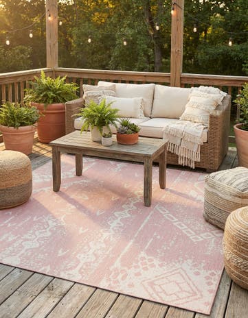 7' x 7' Easy-Clean Bohemian Indoor / Outdoor Square Rug