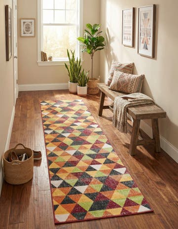 2' 7 x 10' Valencia Runner Rug