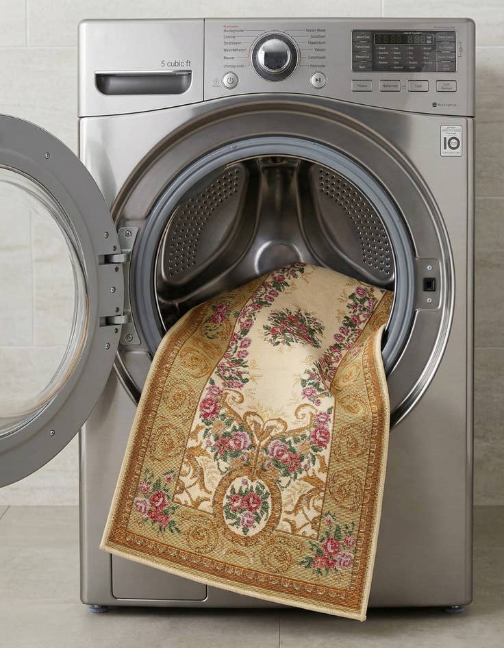 Detail image of  2' x 6'  Washable Traditional Indoor / Outdoor Runner Rug