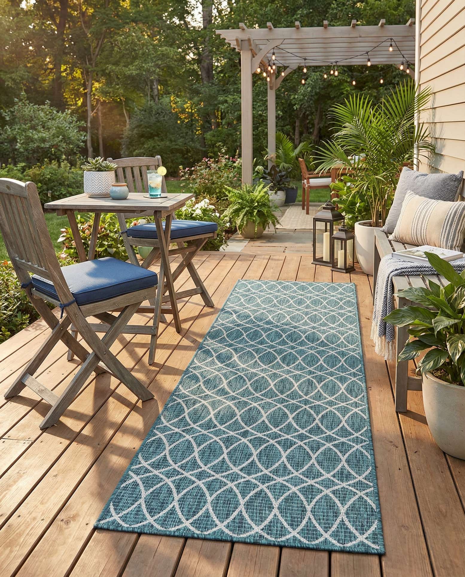 3' x 10' Easy-Clean Trellis Indoor / Outdoor Runner Rug