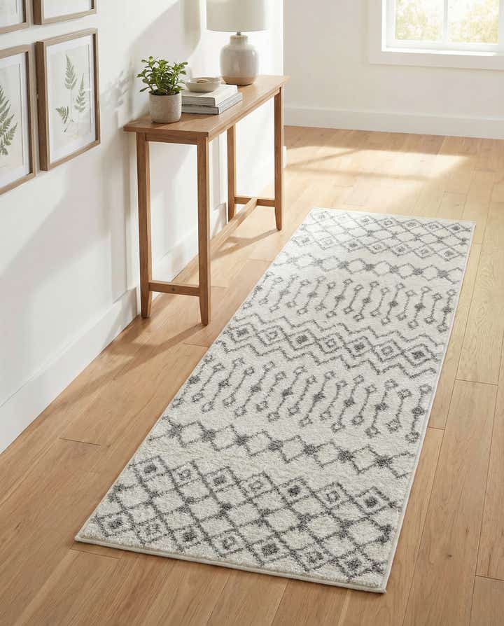 2' x 5' 3 Moroccan Trellis Runner Rug