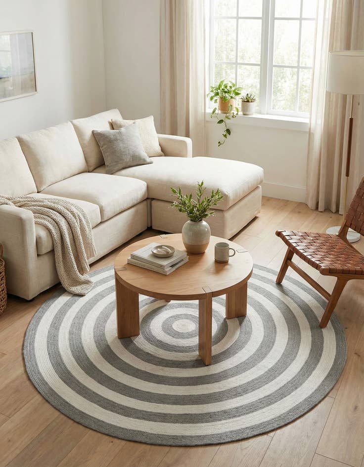 Detail image of 7' 10 x 7' 10  Hand Woven Eco Verse   Washable Indoor / Outdoor Round Rug