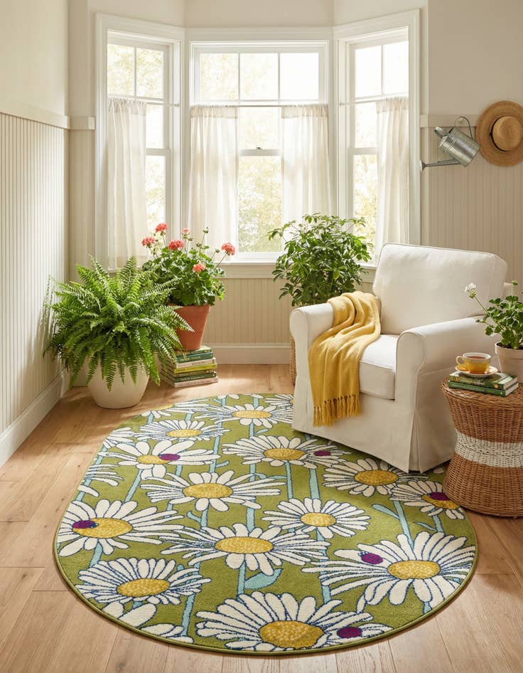 Detail image of 6' x 9' Bloom Oval Rug