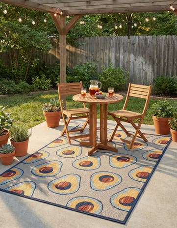 Beige Easy-Clean Indoor / Outdoor Rug