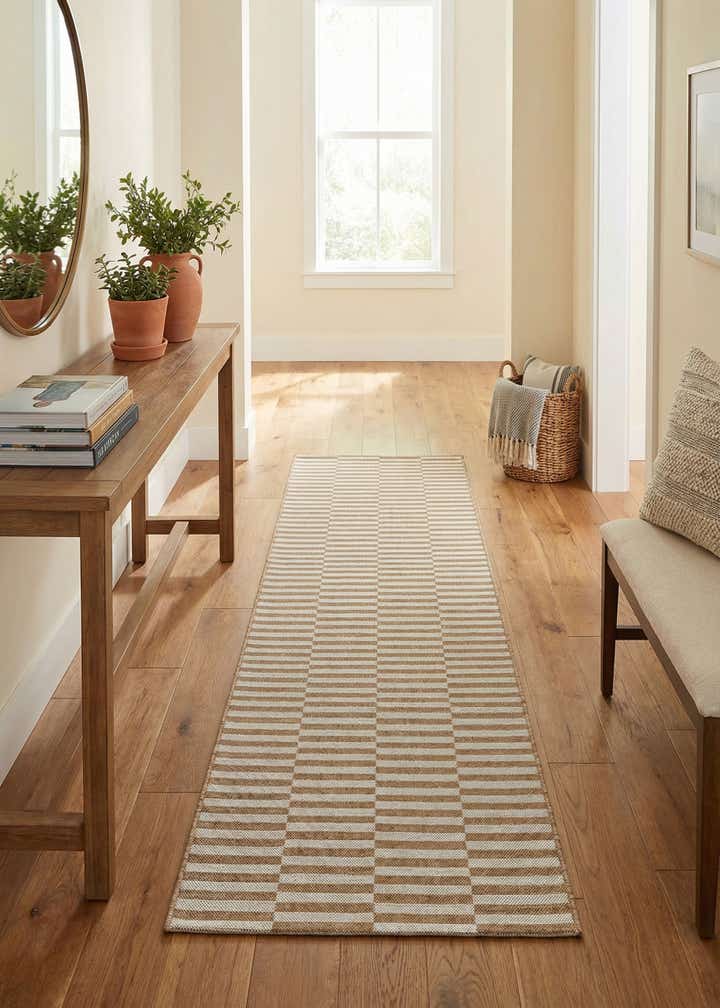2' 7 x 10' Easy-Clean Striped Indoor / Outdoor Runner Rug