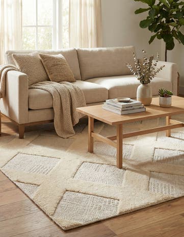 4' 1 x 6' 1 Hand Woven Lattice Wool Rug