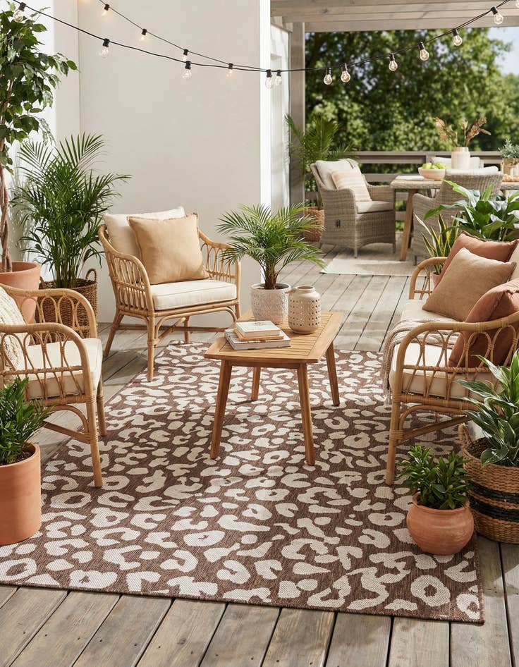 Detail image of 5' 3 x 8'  Washable Safari Indoor / Outdoor Rug