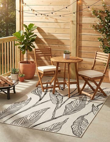 5' 3 x 8' Easy-Clean Botanical Indoor / Outdoor Rug