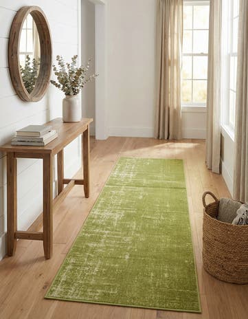 Green Valencia Runner Rug